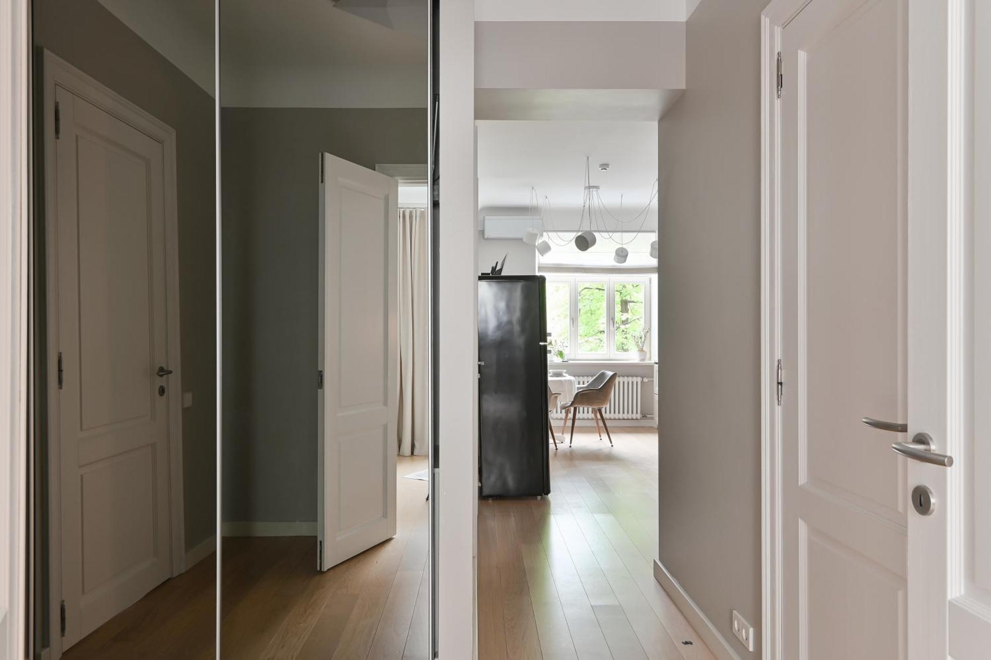 Modern 2-Bdrm Centre Apartment Рига Экстерьер фото