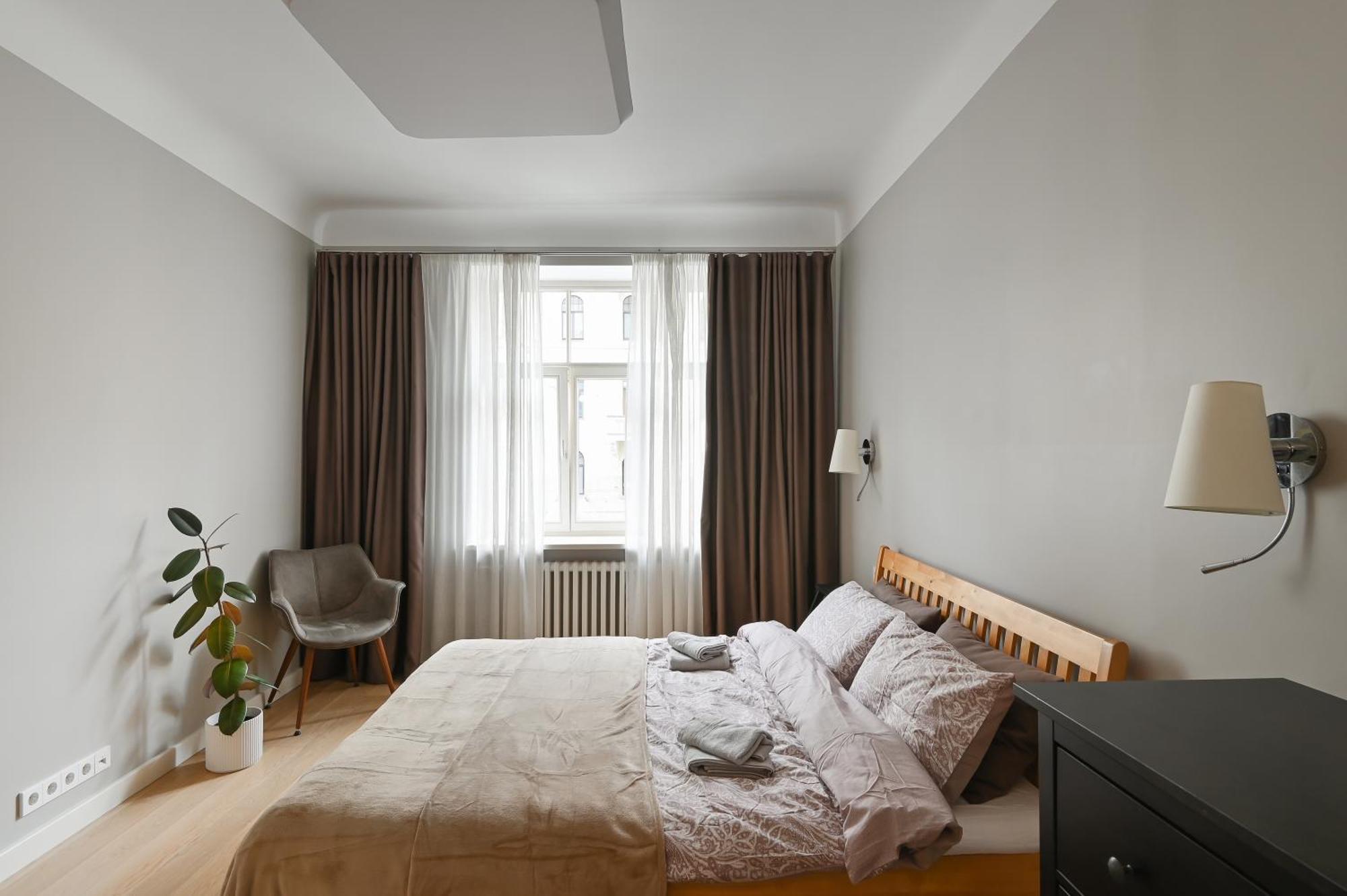 Modern 2-Bdrm Centre Apartment Рига Экстерьер фото